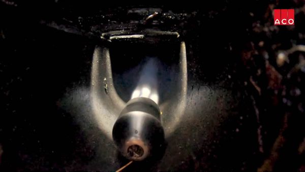 rom-importance-de-la-proprete-d-un-caniveau-ou-d-une-rigole-d-ecoulement